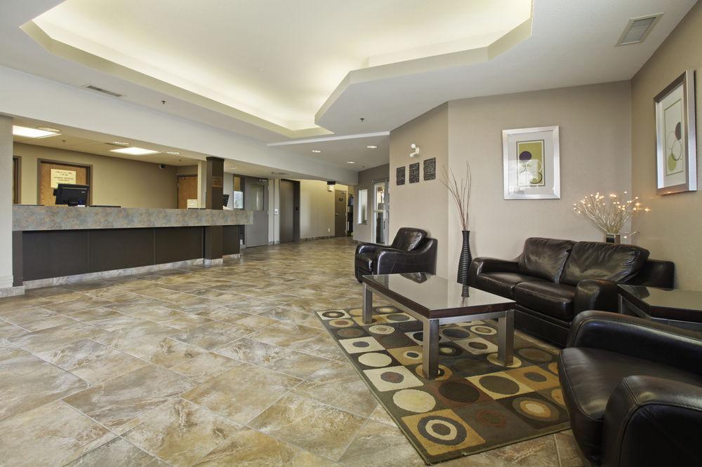 Super 8 By Wyndham Prince Albert Exterior photo